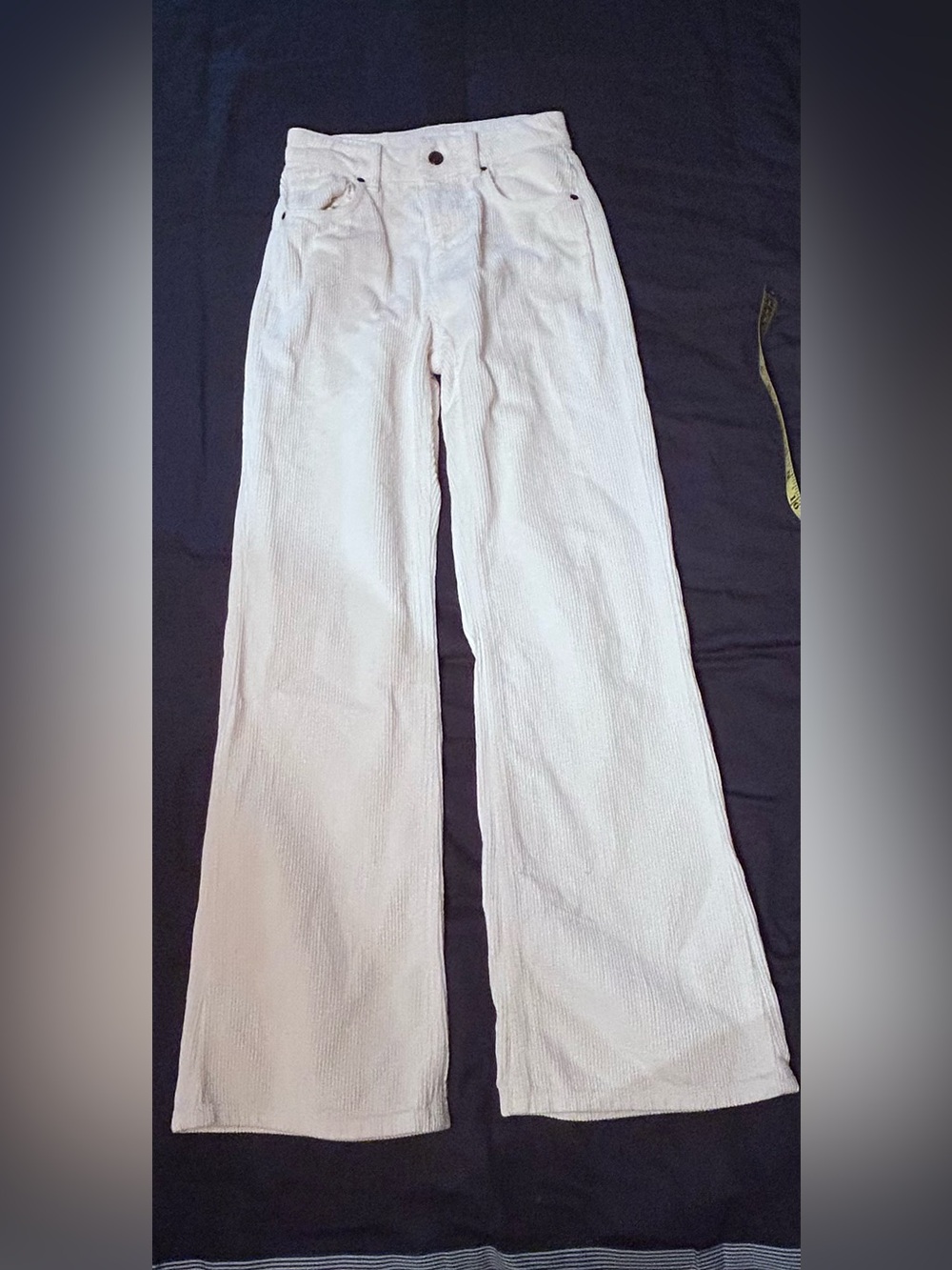 Topshop Cream Wide-Leg Relaxed Flare Leg Corduroy Jeans Size 26
